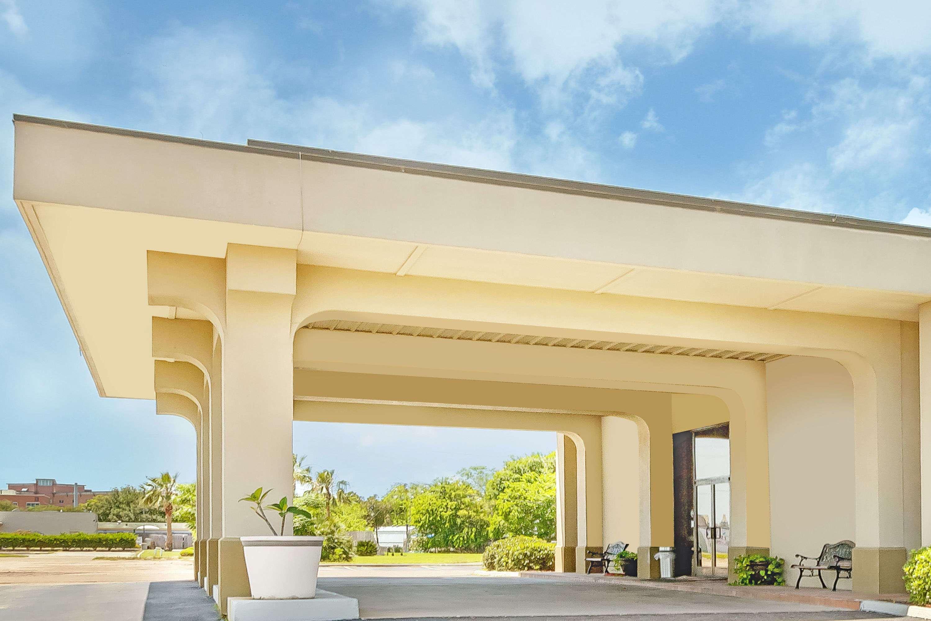 Surestay By Best Western Victoria Exterior foto