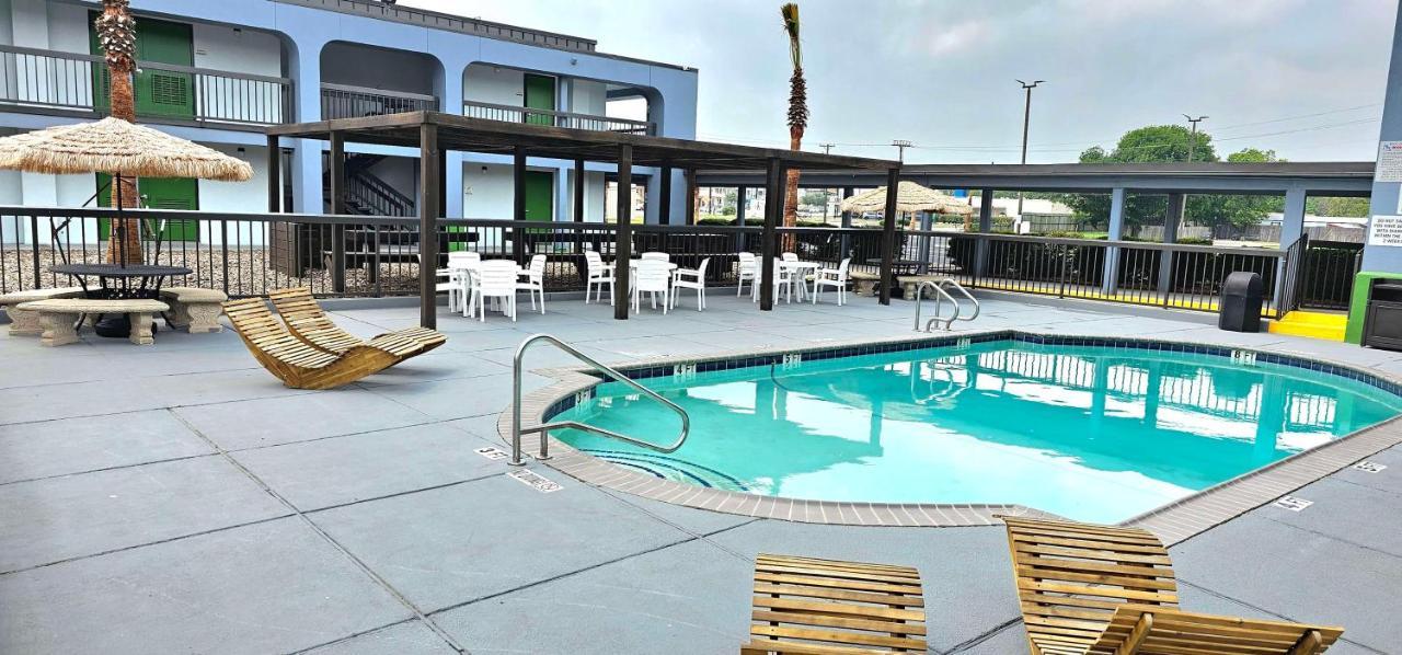 Surestay By Best Western Victoria Exterior foto