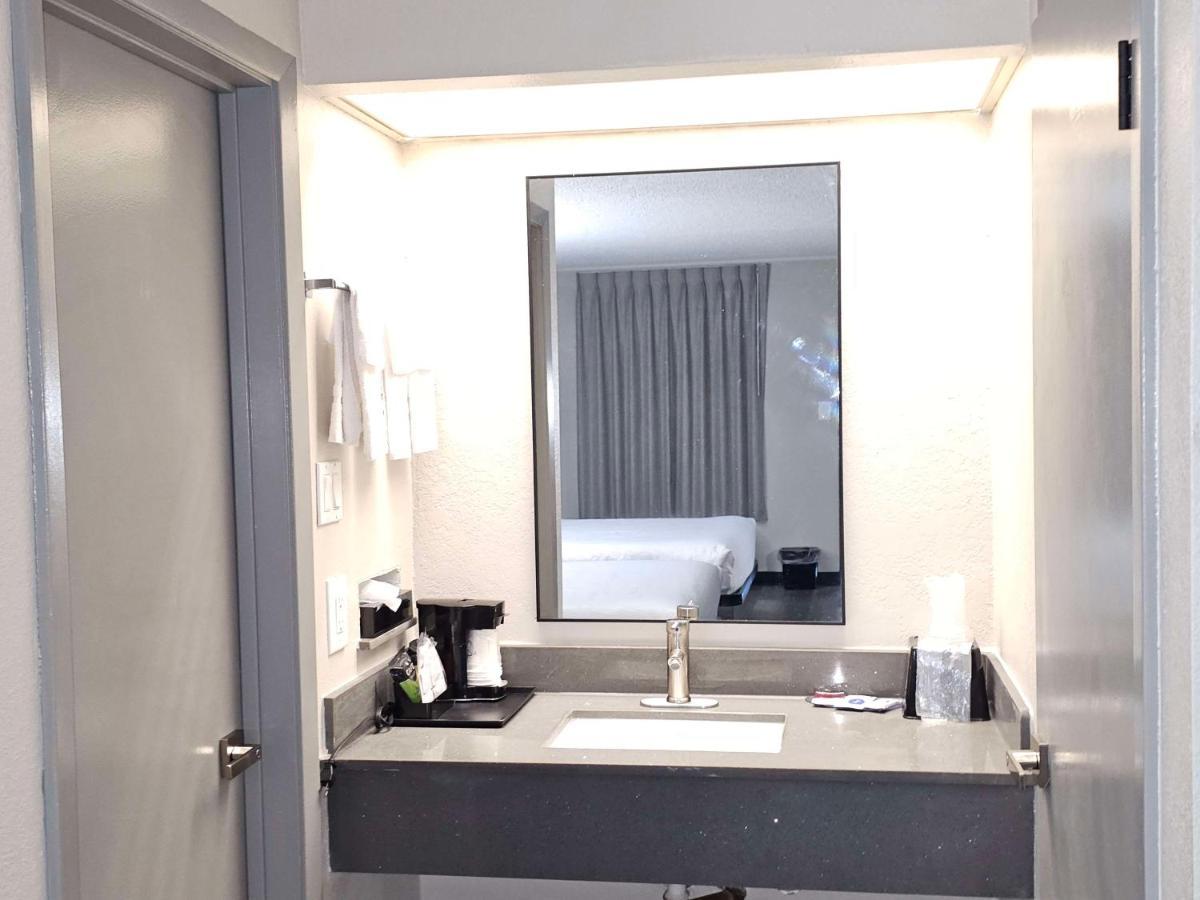 Surestay By Best Western Victoria Exterior foto